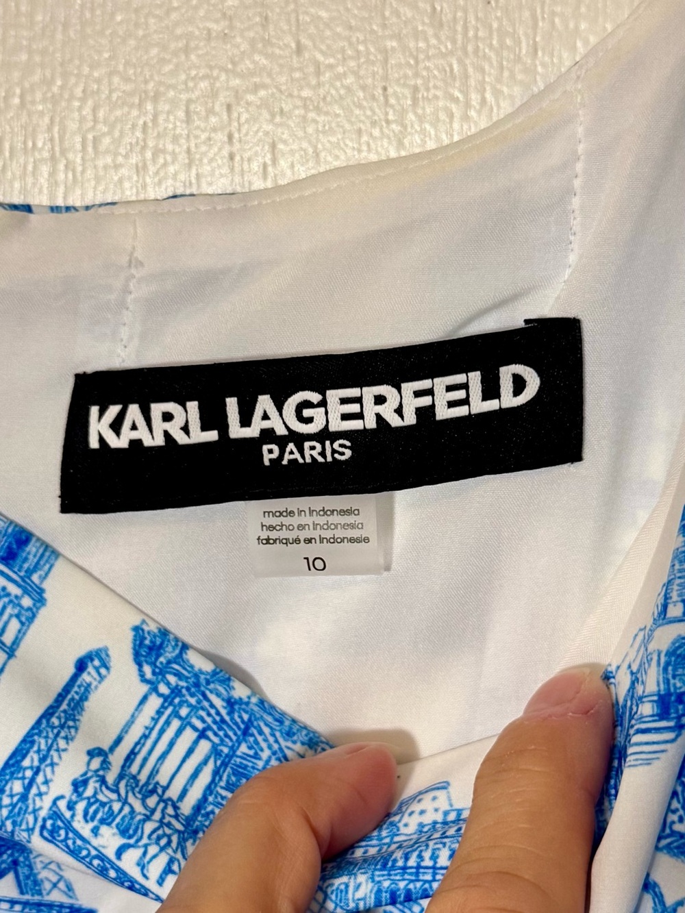 Karl Lagerfeld White and Blue Printed Sleeveless Maxi Dress Size 10 - Picture 3 of 4